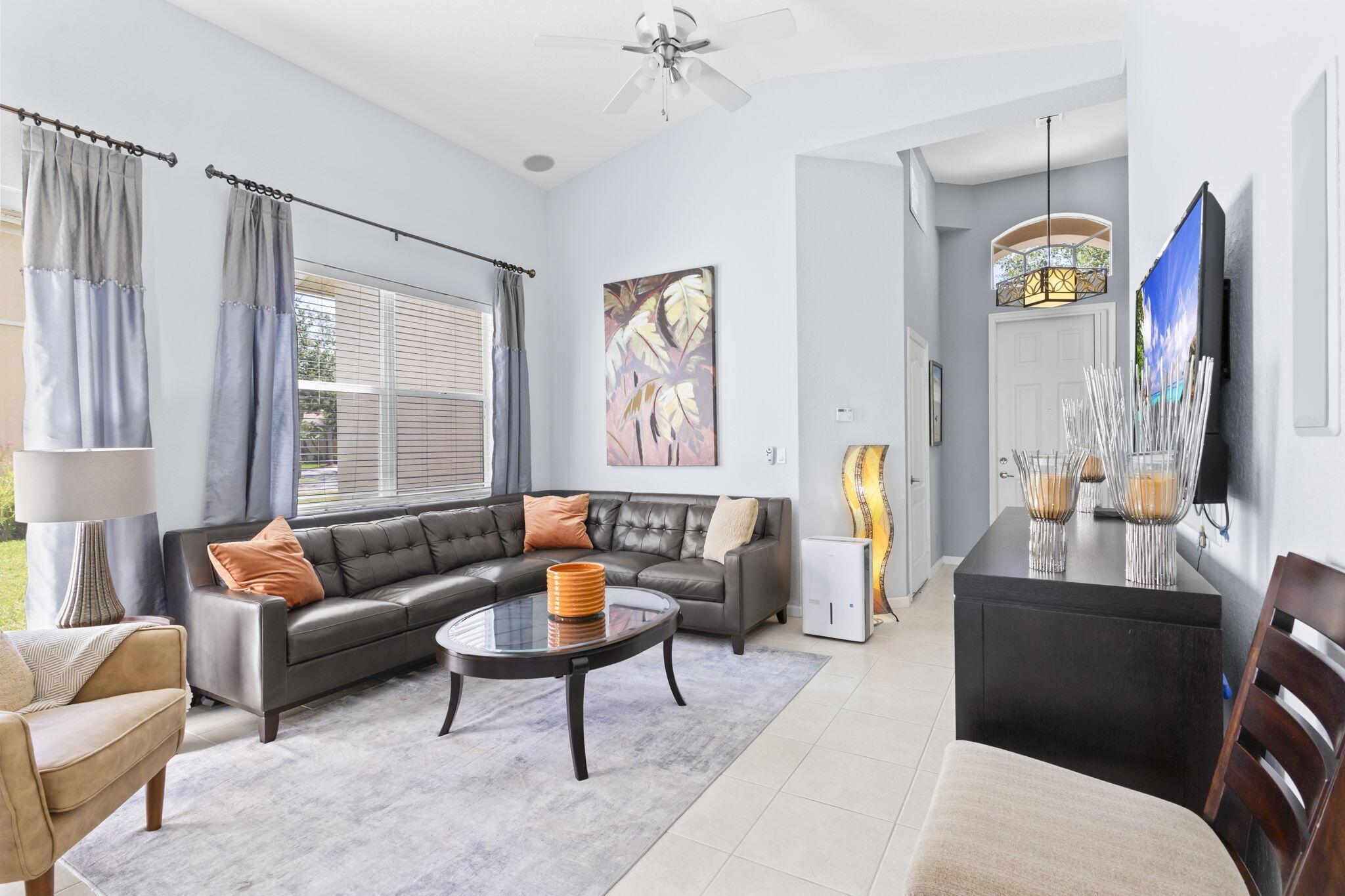 PORTOFINO SHORES PHASE TW - Residential