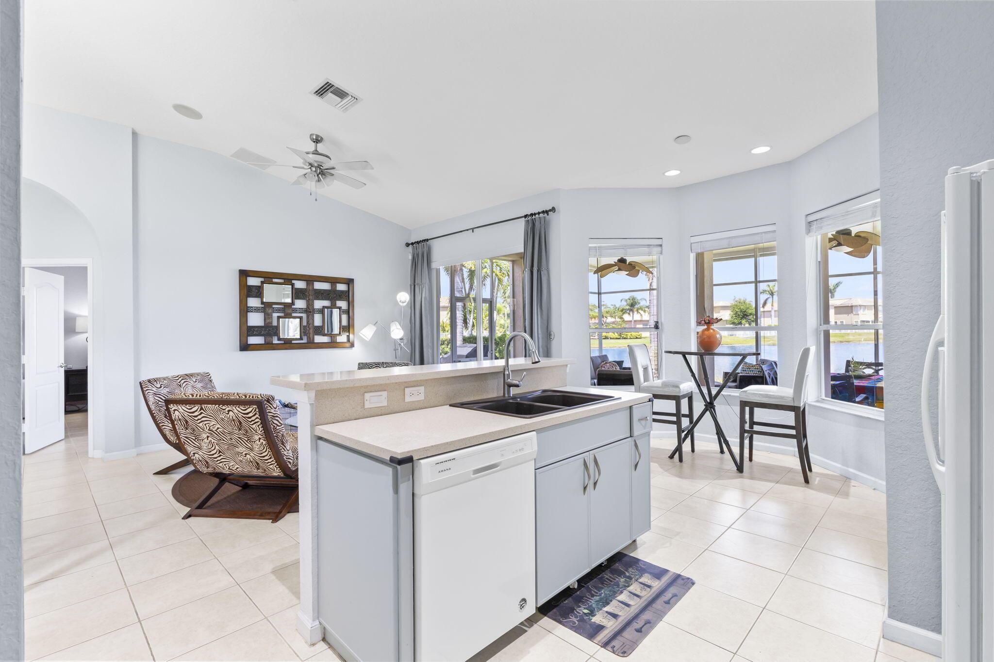 PORTOFINO SHORES PHASE TW - Residential