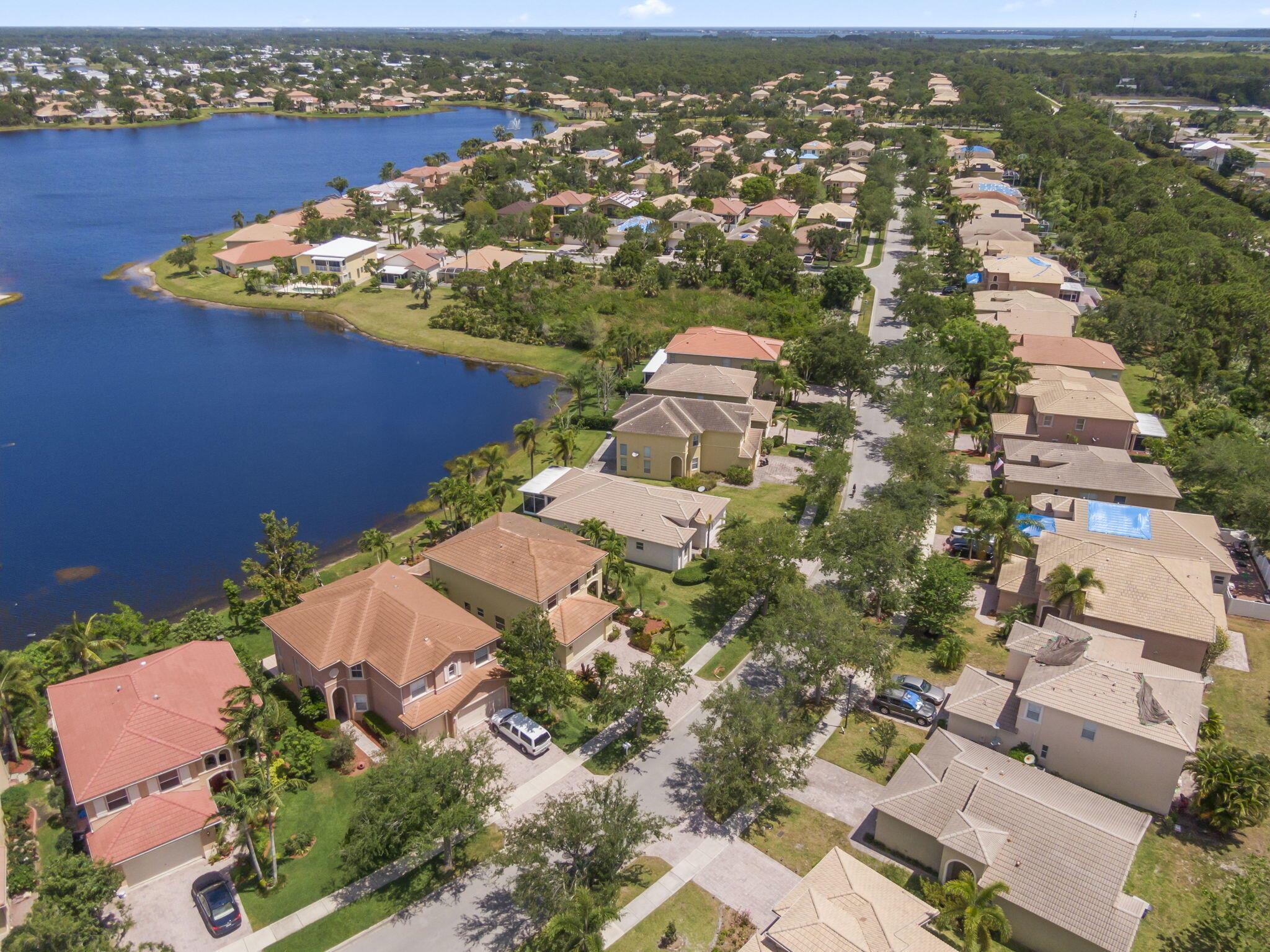 PORTOFINO SHORES PHASE TW - Residential