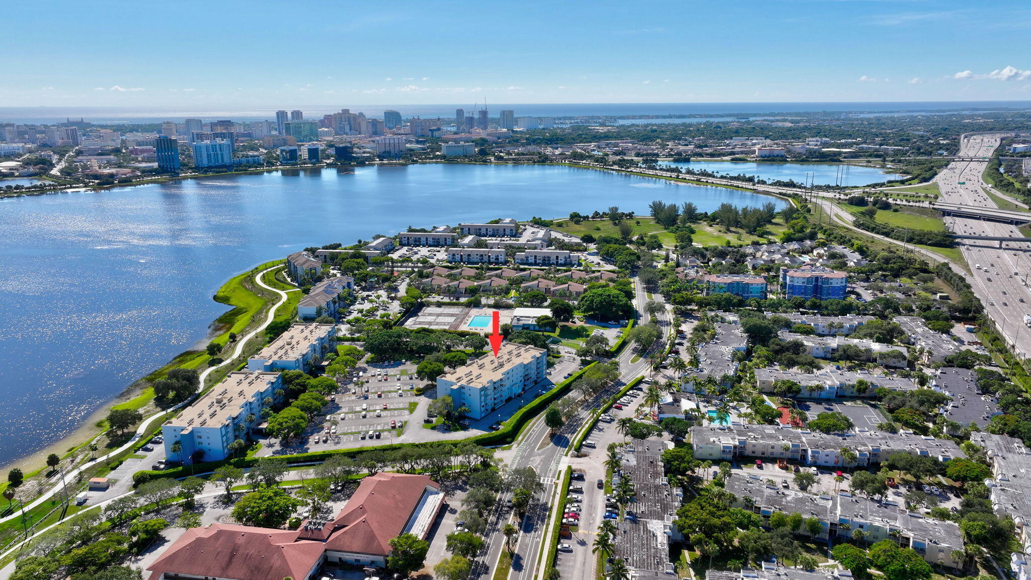 BREAKWATERS OF THE PALM BEACHES CONDO - Residential