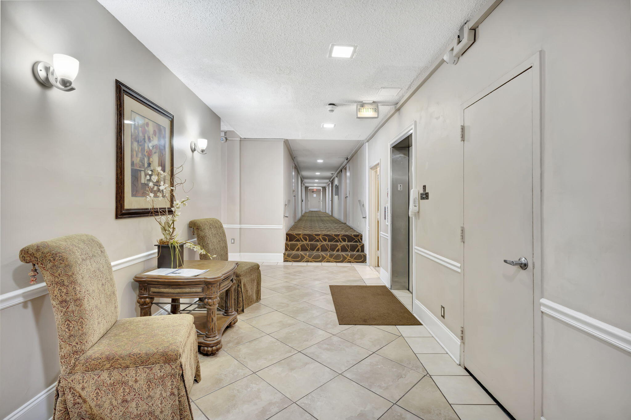BREAKWATERS OF THE PALM BEACHES CONDO - Residential