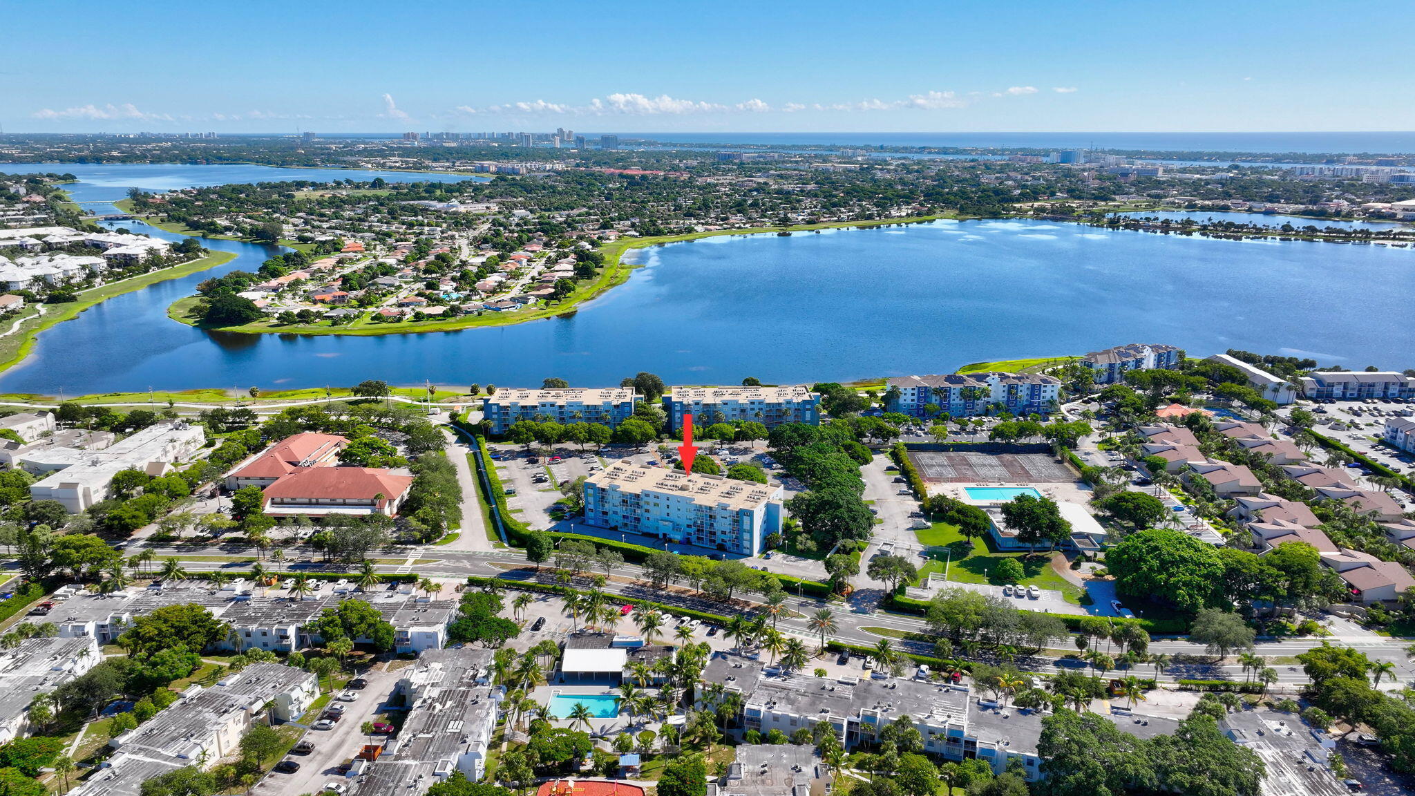 BREAKWATERS OF THE PALM BEACHES CONDO - Residential