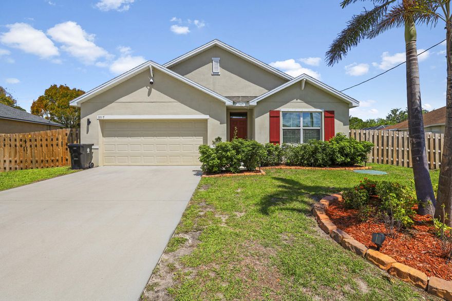 Location, location, location! Beautiful 4-bedroom, 2-bath home in the heart of Port St. Lucie featuring a spacious open-concept layout perfect for modern living. Enjoy a fully fenced backyard—ideal for entertaining. Conveniently located near to I-95 and Florida's Turnpike, making commuting a breeze. Just minutes from shopping, dining, schools, and parks. This home offers the perfect blend of comfort, space, and unbeatable location. Don't miss this opportunity!"