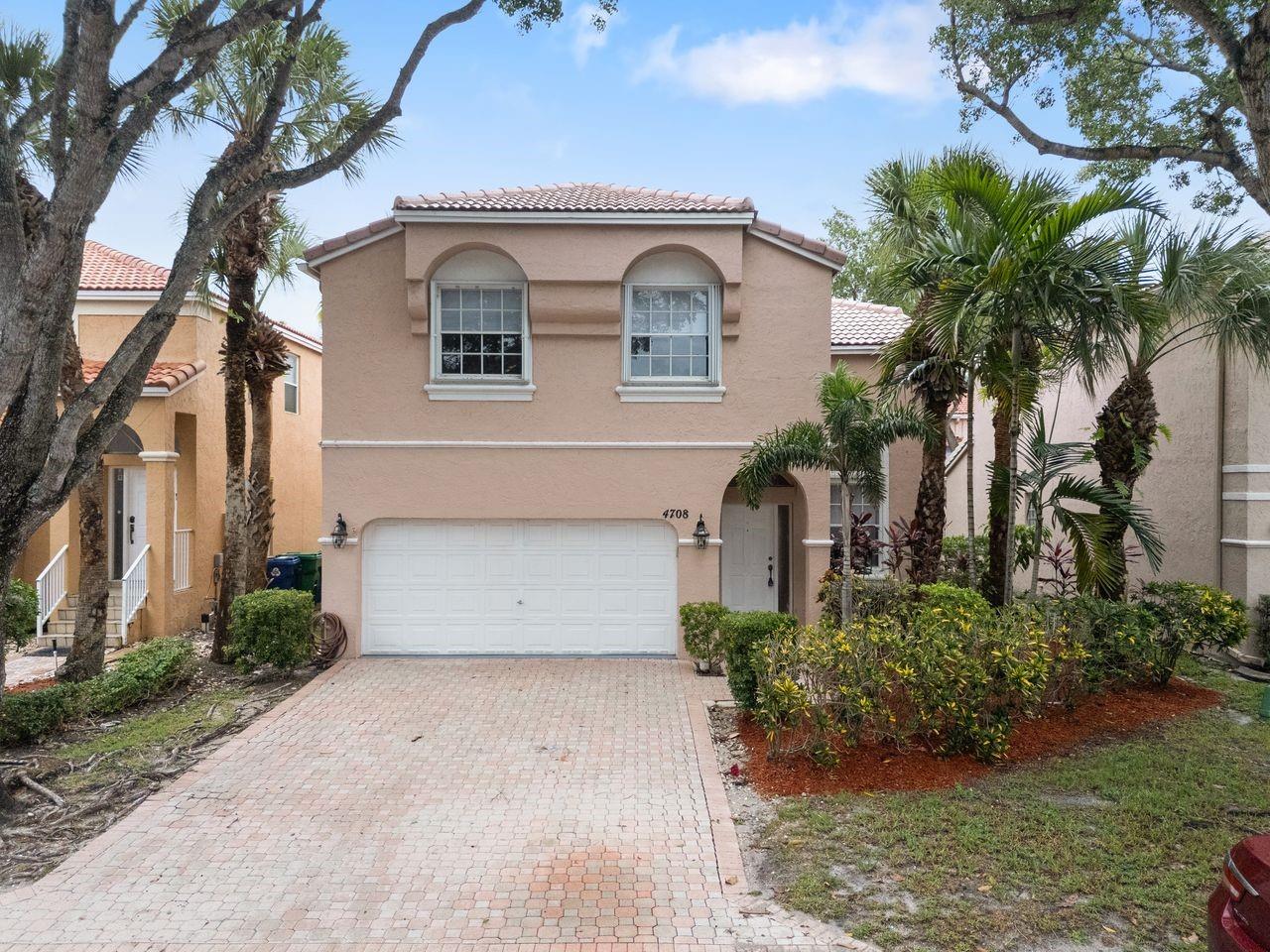 BEAUTIFUL SPACIOUS 4/2.5 SINGLE HOME WITH A 2 CAR GARAGE. OPEN SPACIOUS FLOORPLAN WOOD STAIRCASE & WOOD FLOORS UPSTAIRS. TILE ON THE FIRST FLOOR, YOU CAN ENJOY A HUGE SCREEED-IN COVERED PATIO PERFECT FOR ENTERTAINGING FAMILY AND GUESTS IN THE BACKYARD. THERE IS ALSO A COMMUNITY POOL AS WELL. CLOSE TO ALL HIGHWAYS, A+ SCHOOLS, SHOPPING, AND RESTAURANTS. PLEASE PROVIDE ALL PROPER PAPERWORK SHOWING INCOME & A COMPLETED RENTSPREE APPLICATION FOR FAST ACCEPTANCE FROM THE LANDLORD. HOA REQUIRES MINIMUM 650 CREDIT SCORE SEE HOA APPLICATION IN ATTACHMENTS.