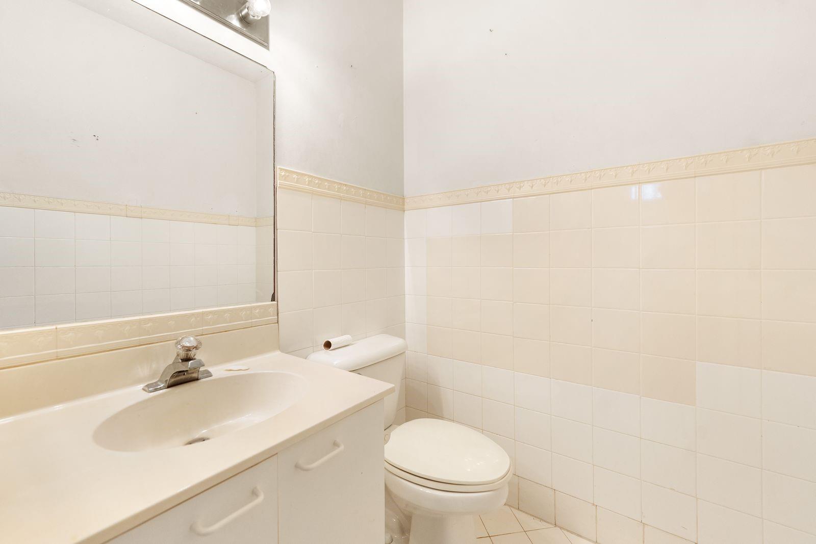 Kensington 146-39 B - Residential Lease