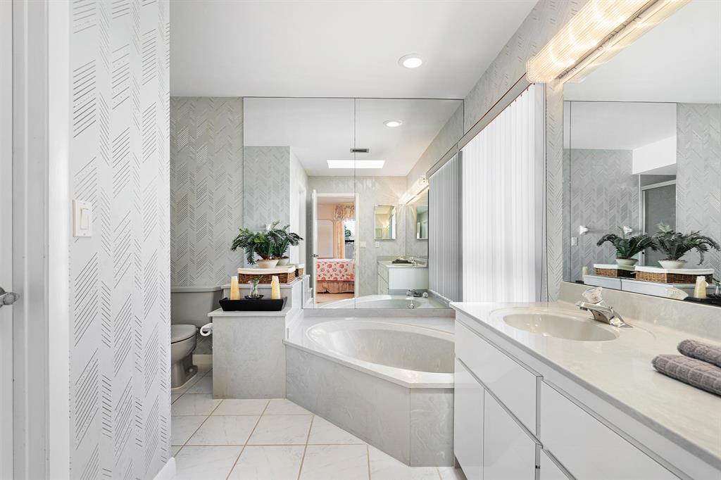 PALM BEACH ISLES 2 - Residential