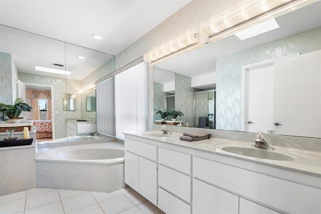 PALM BEACH ISLES 2 - Residential