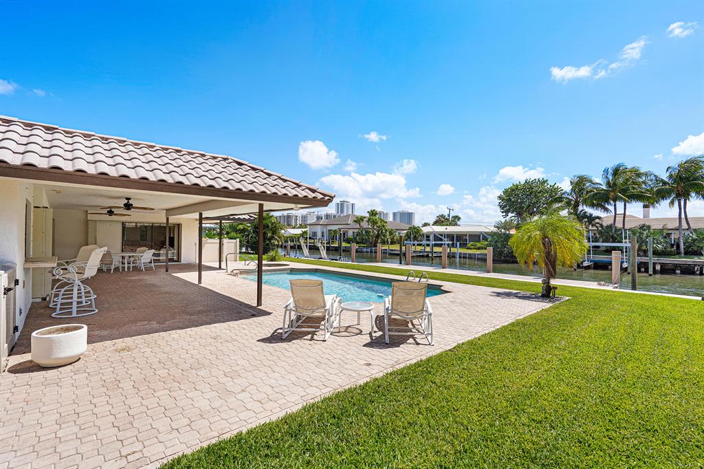 PALM BEACH ISLES 2 - Residential