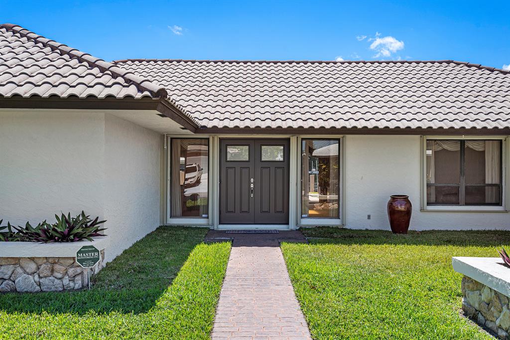 PALM BEACH ISLES 2 - Residential