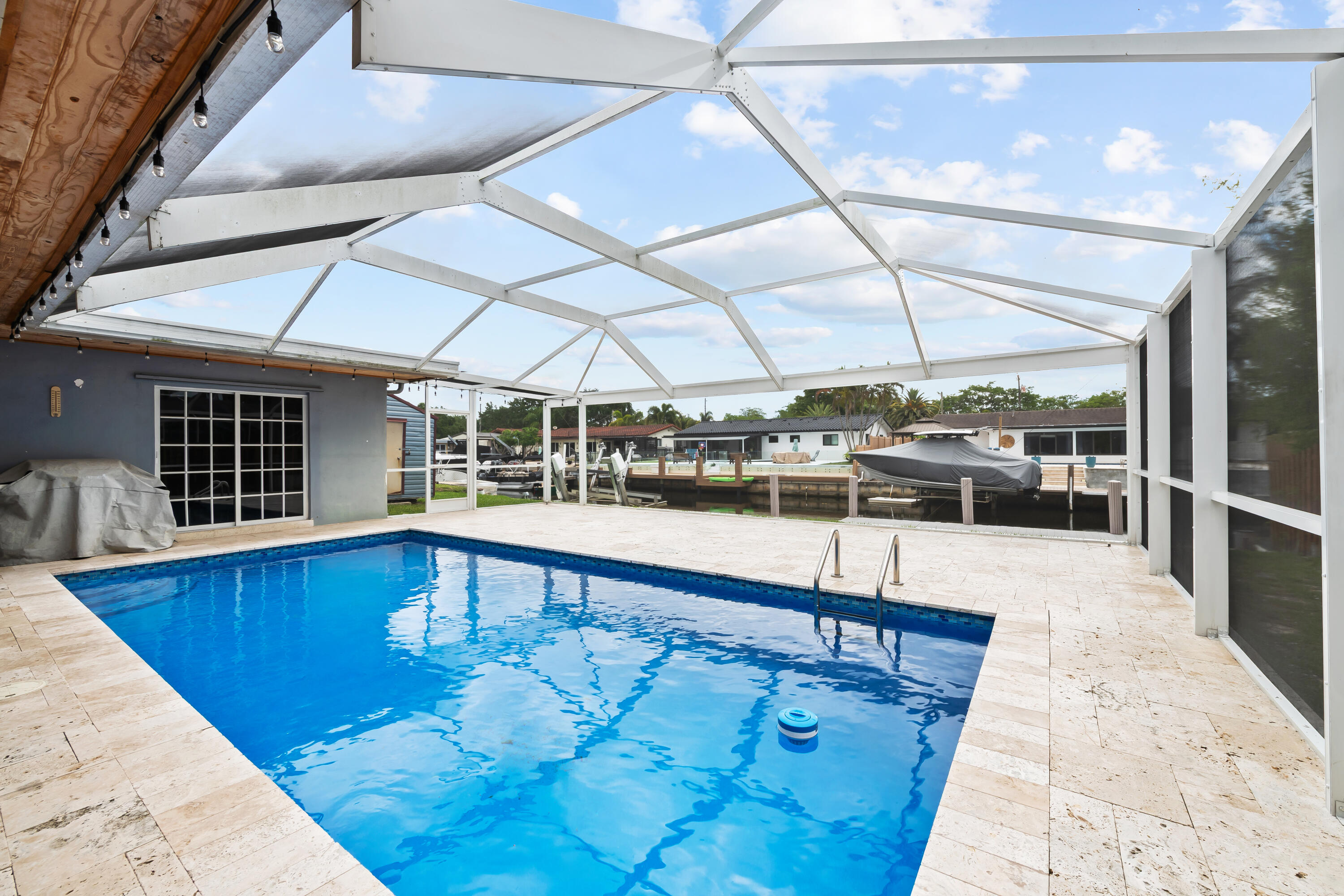 PLANTATION ISLES SEC 5 - Residential