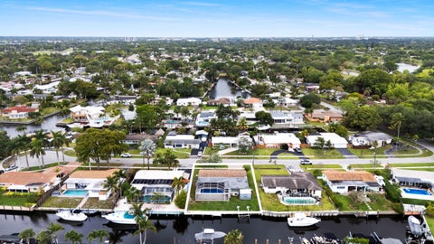 Tiny photo for 1340 SW 56th Avenue, Plantation, FL 33317 (MLS # B26026910)