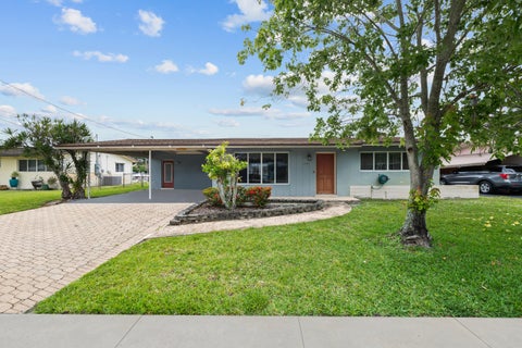 Tiny photo for 1340 SW 56th Avenue, Plantation, FL 33317 (MLS # B26026910)