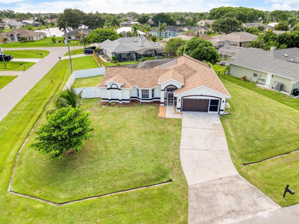 Photo of 4605 NW Gastonia Street, Port Saint Lucie, FL 34983 (MLS # R11096348)