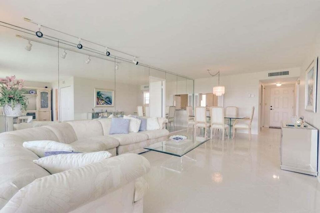 Photo of 5301 NW 2nd Avenue #402, Boca Raton, FL 33487 (MLS # R10908358)