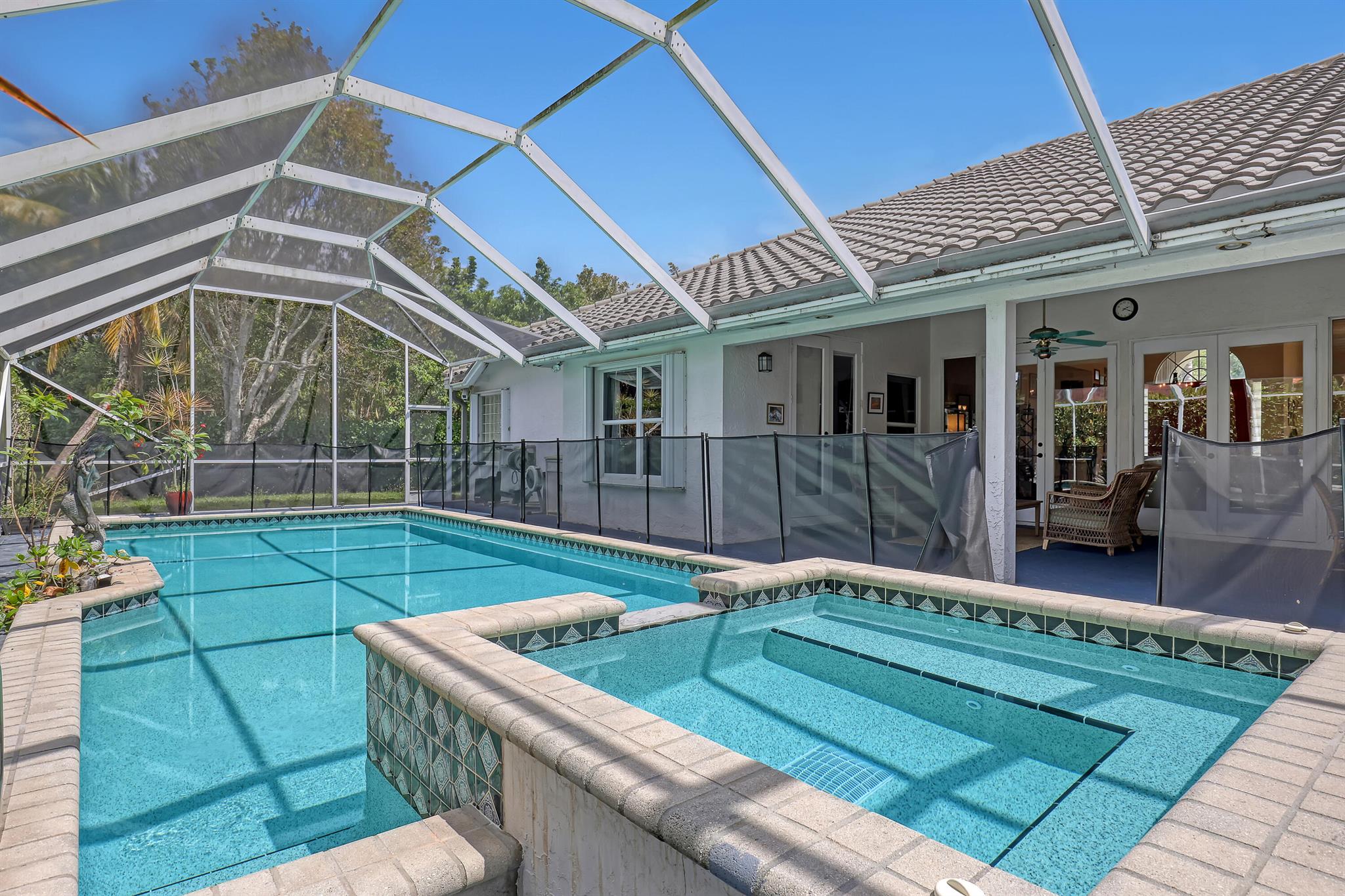 GREENVIEW COVE OF WELLINGTON - Residential