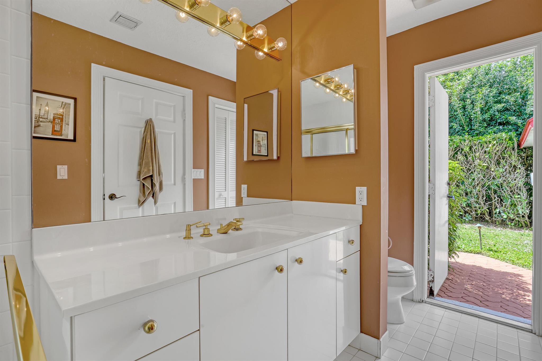 GREENVIEW COVE OF WELLINGTON - Residential