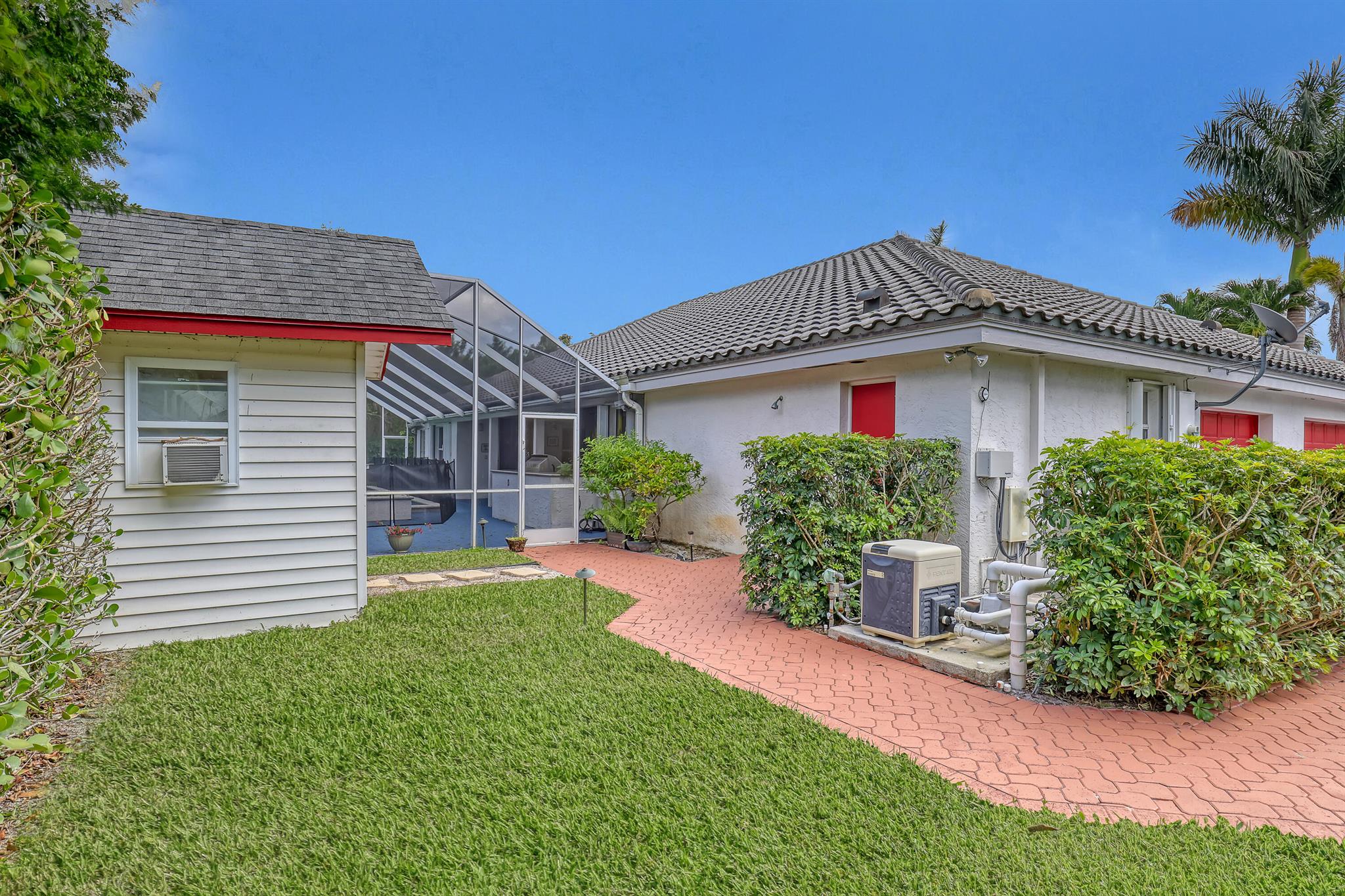 GREENVIEW COVE OF WELLINGTON - Residential