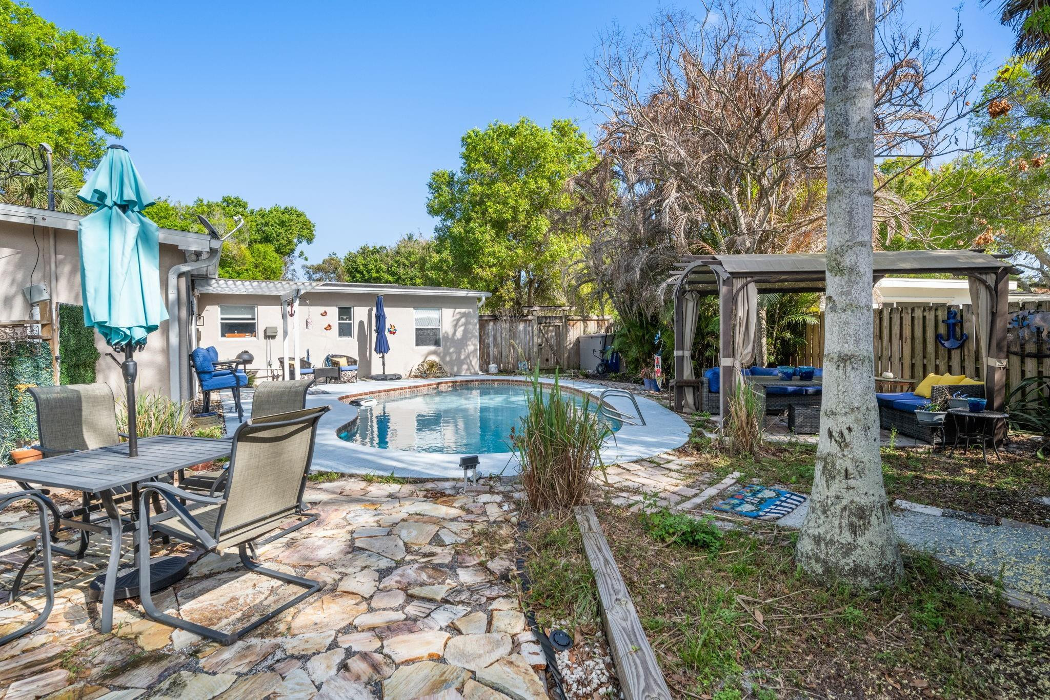 Belmont Park - Residential