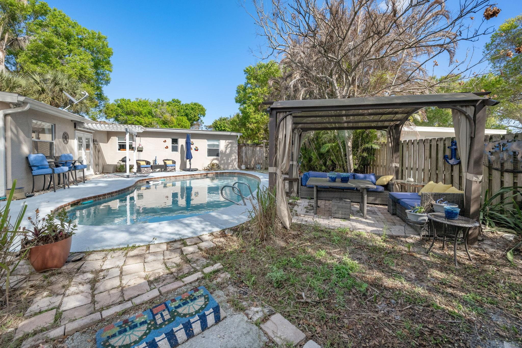 Belmont Park - Residential