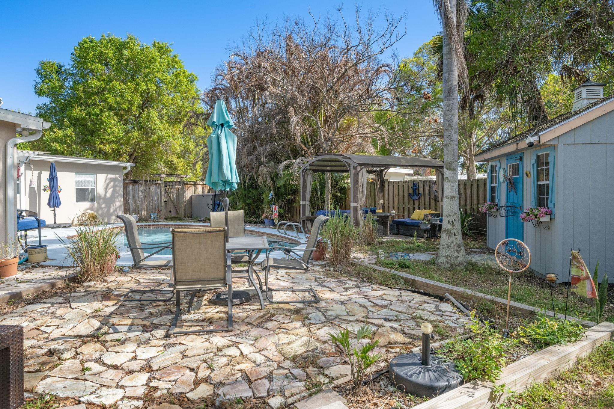 Belmont Park - Residential