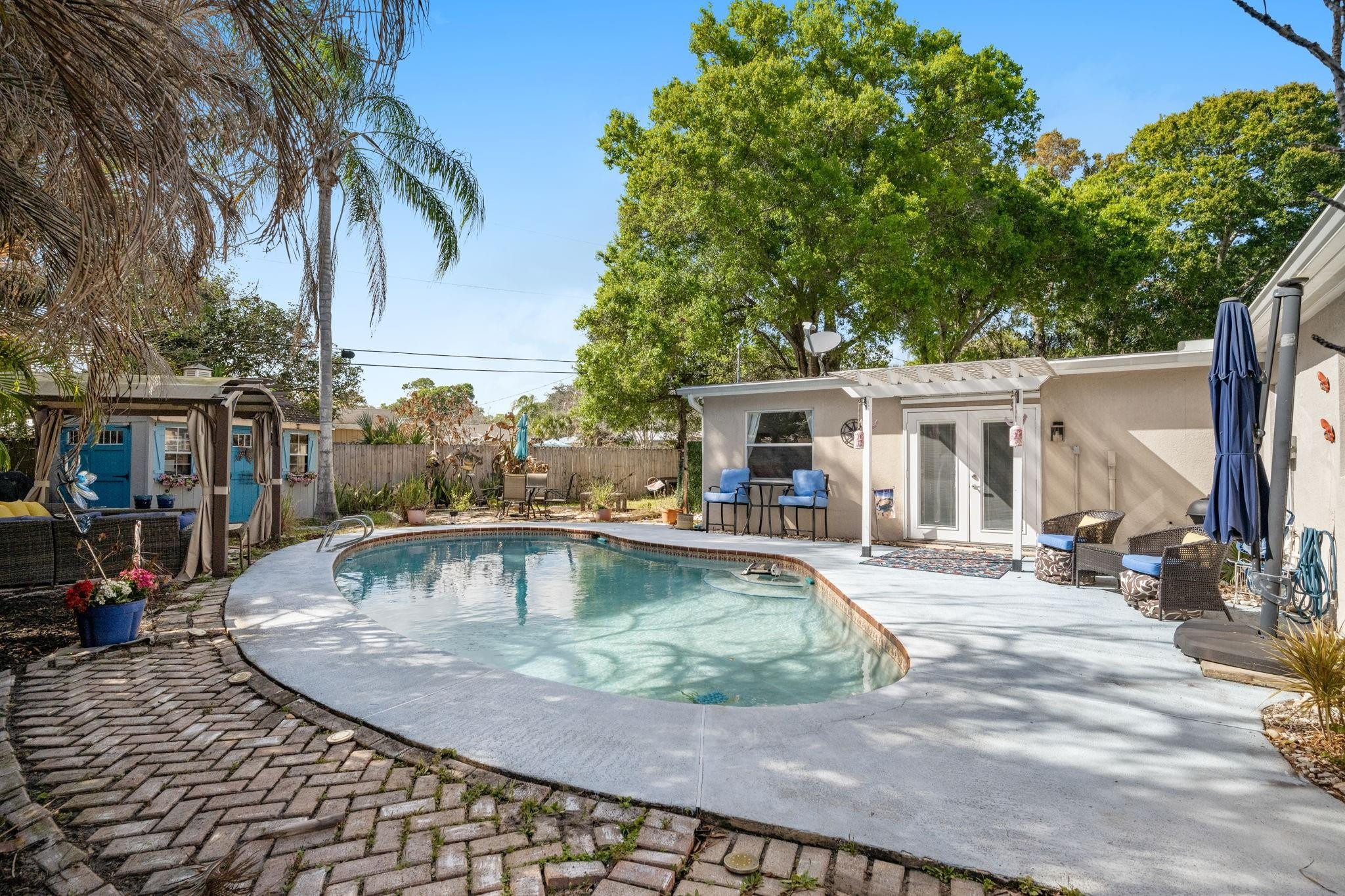 Belmont Park - Residential