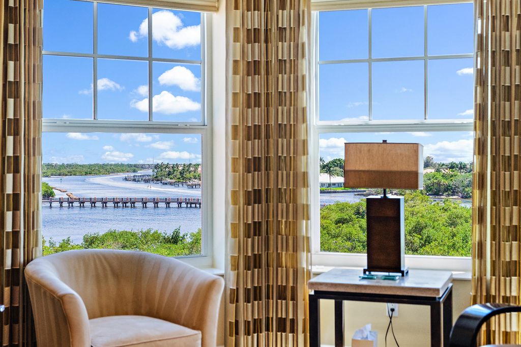 Photo of 400 S Us Highway 1 #401, Jupiter, FL 33477 (MLS # R10844397)