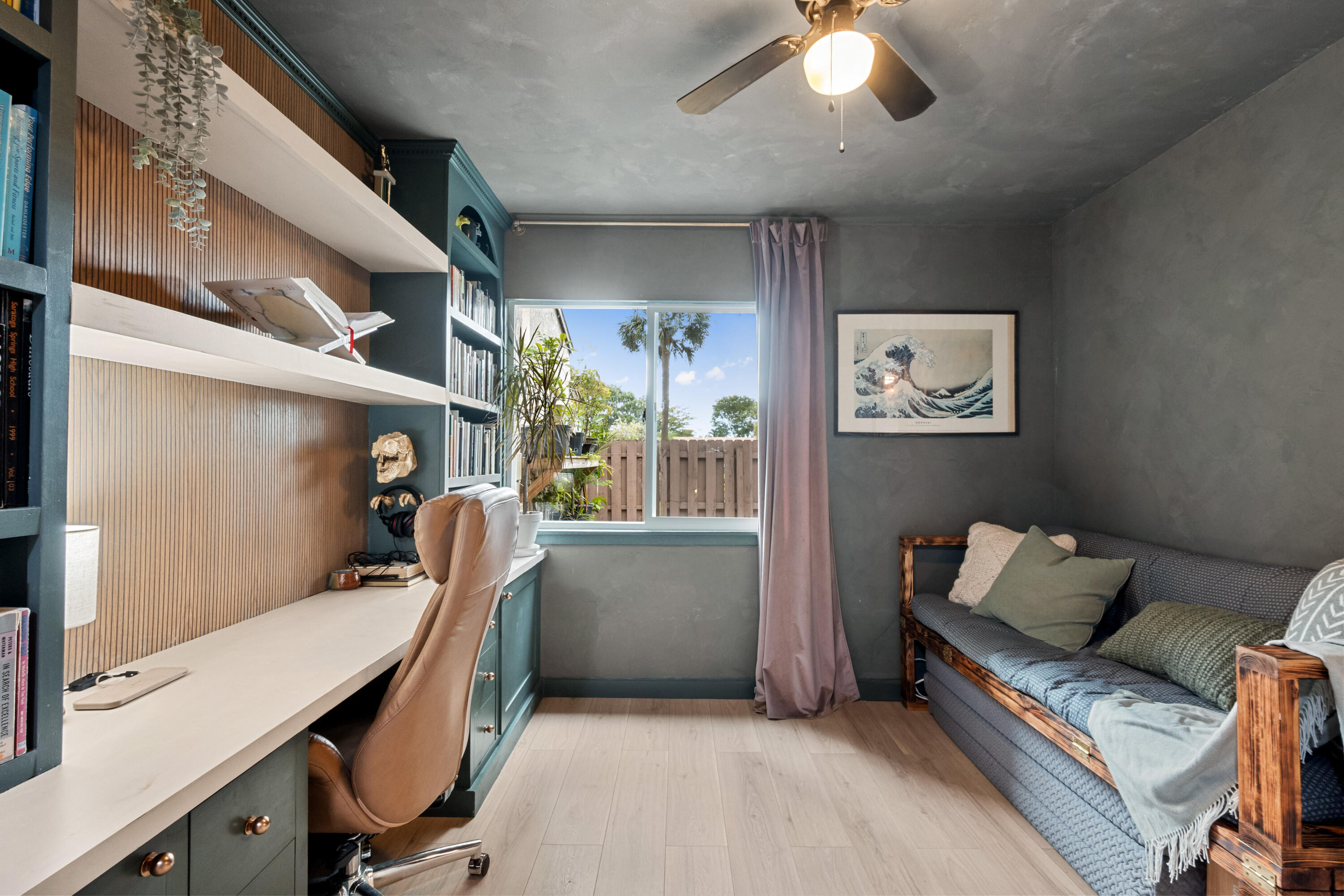 ARROWHEAD GOLF & TENNIS CLUB - Residential