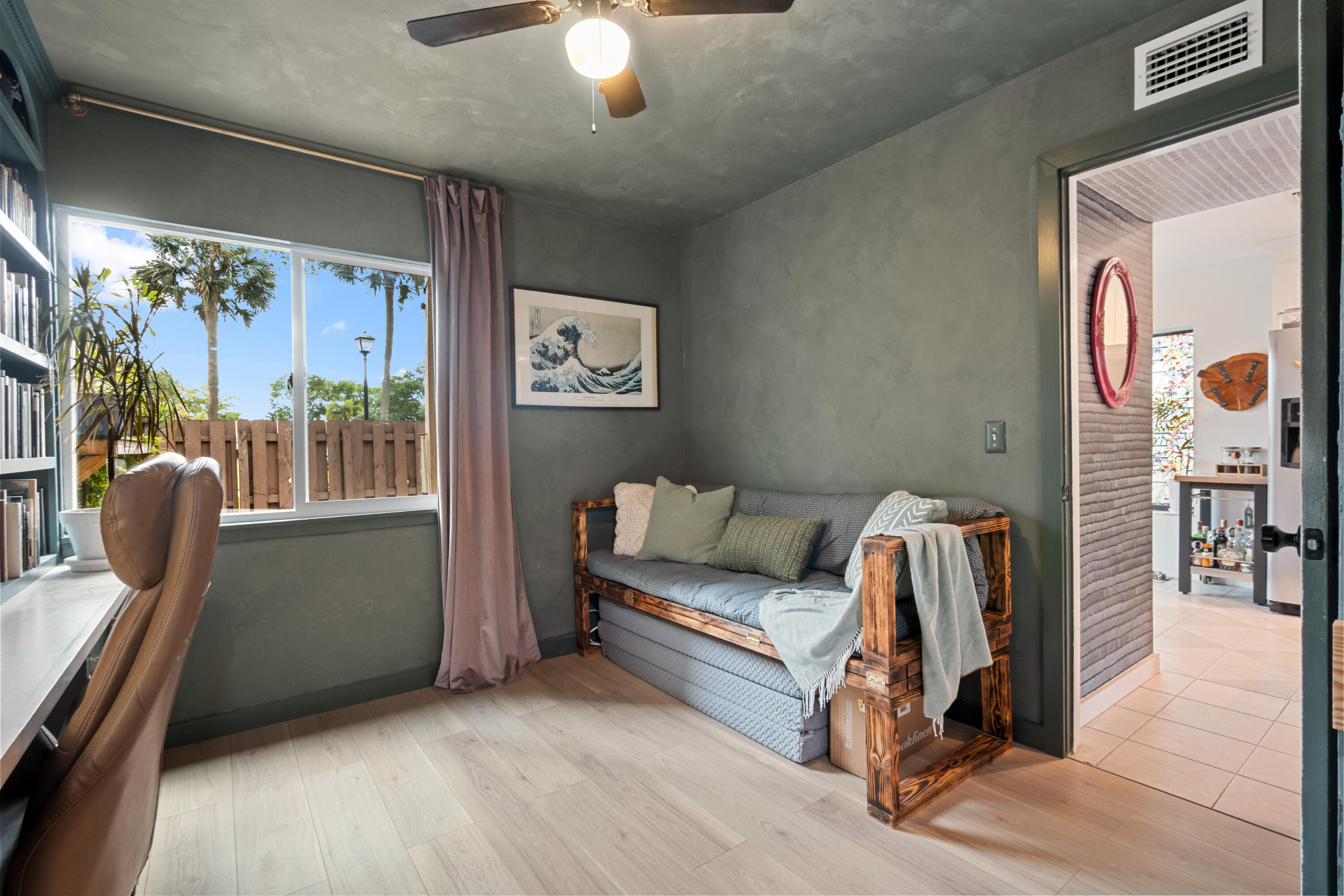 ARROWHEAD GOLF & TENNIS CLUB - Residential