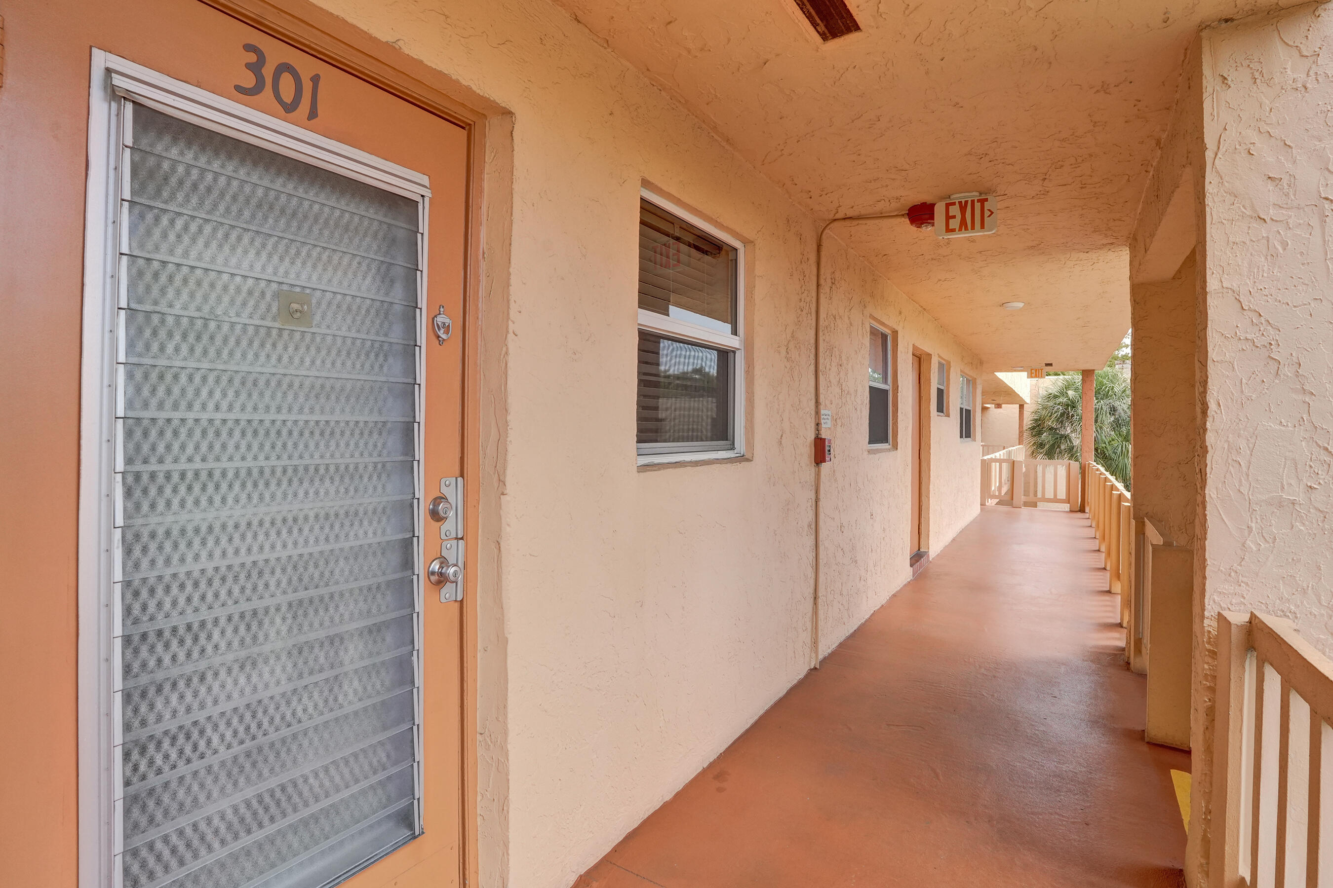 ROKEST CONDOMINIUM APARTMENTS - Residential