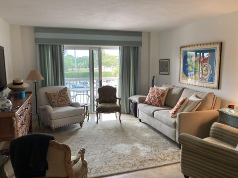 2600 N Flagler Drive 913 West Palm Beach FL 33407
