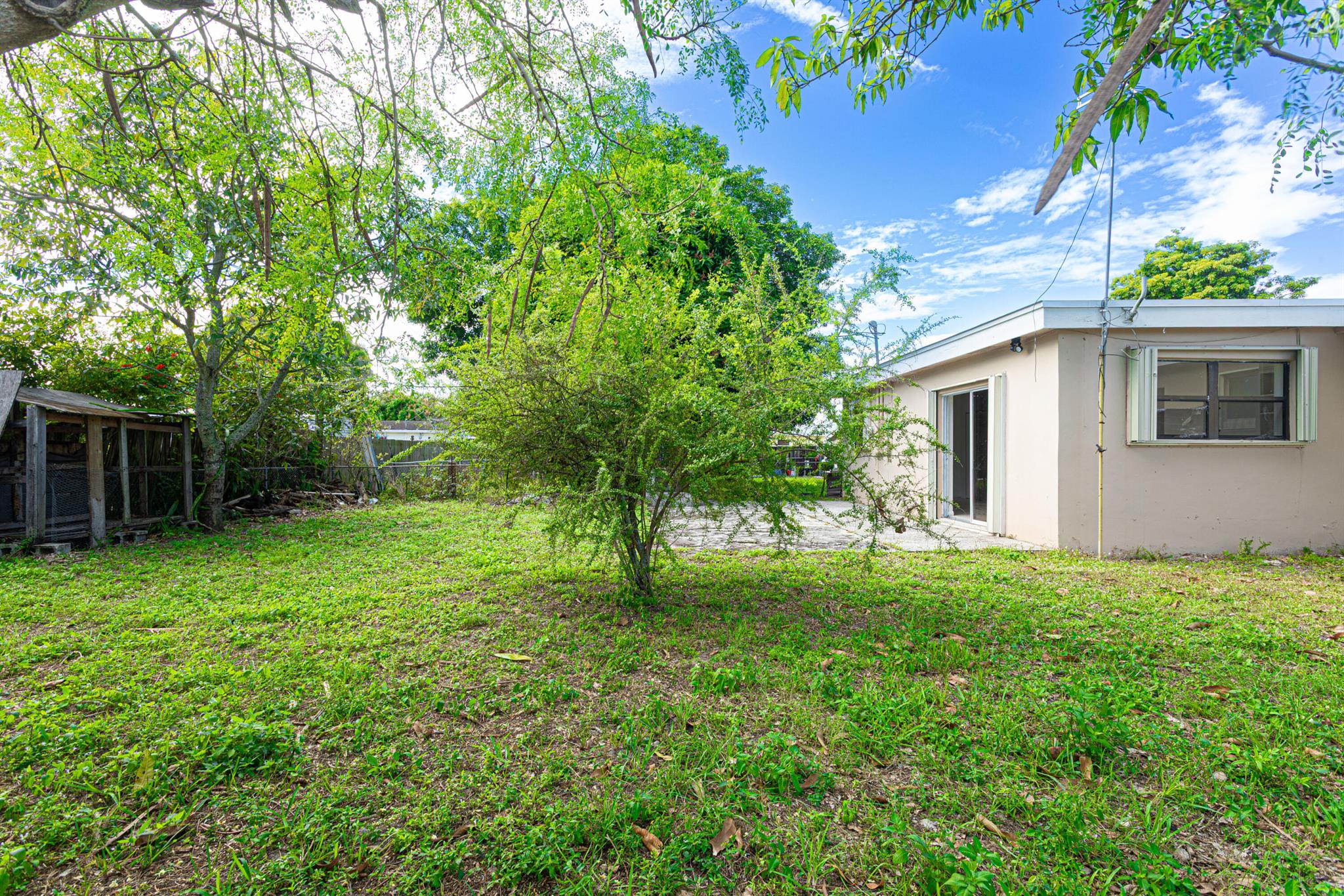 LAKE WORTH HILLS 1ST ADD - Residential