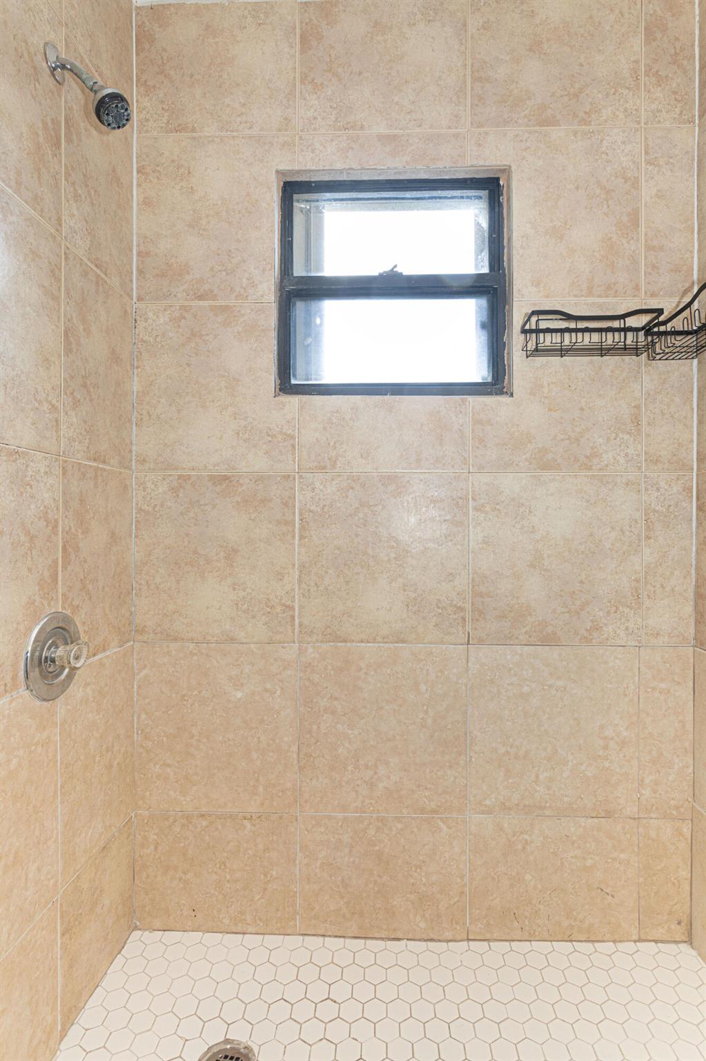 LAKE WORTH HILLS 1ST ADD - Residential