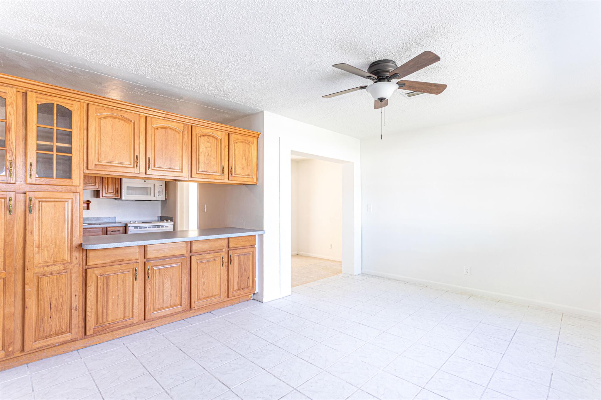 LAKE WORTH HILLS 1ST ADD - Residential