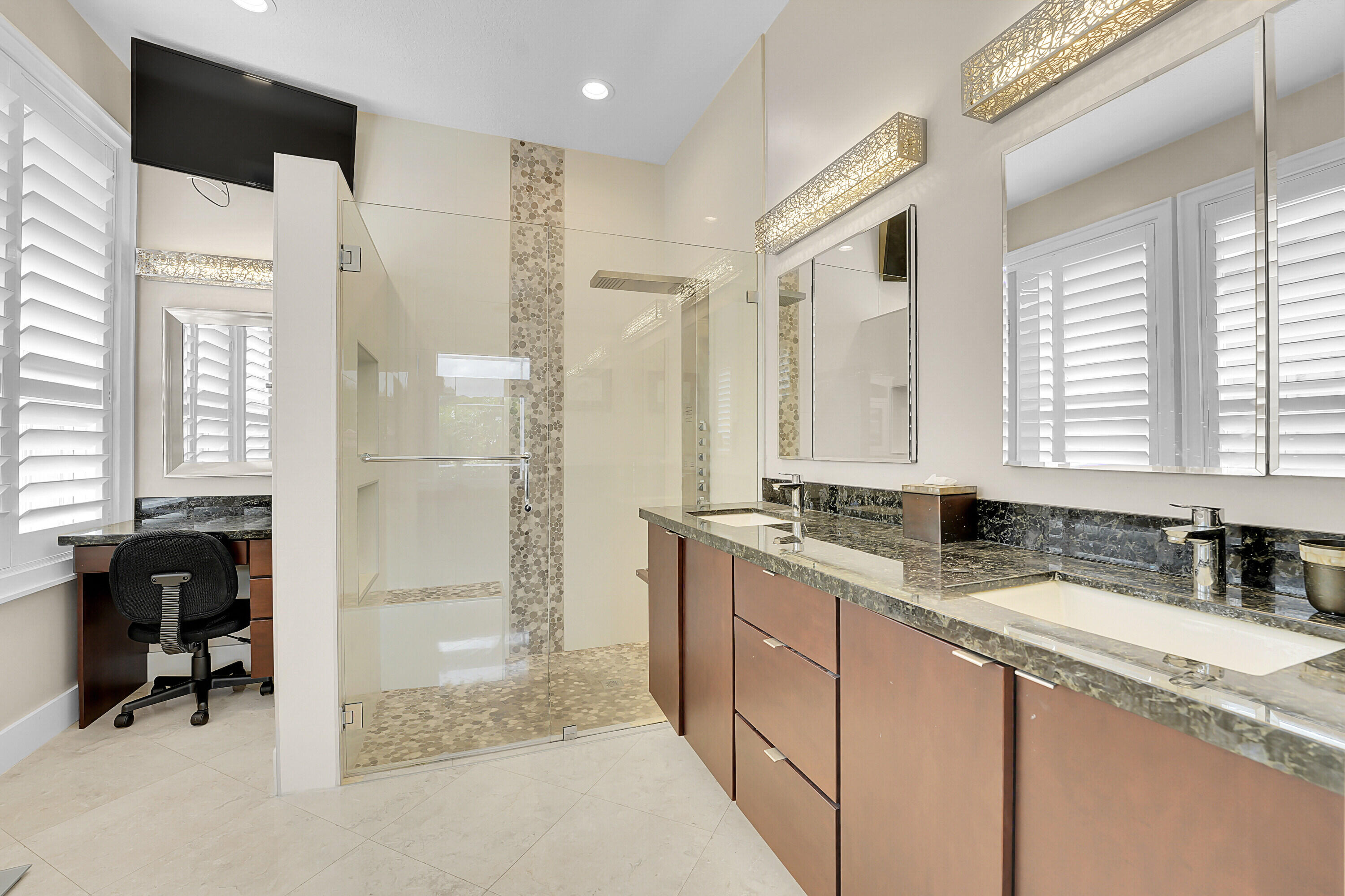 FRENCHMENS LANDING 1 - Residential