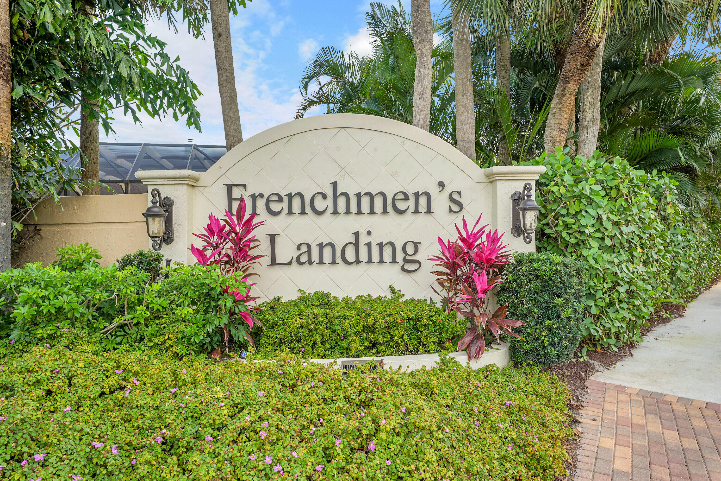 FRENCHMENS LANDING 1 - Residential