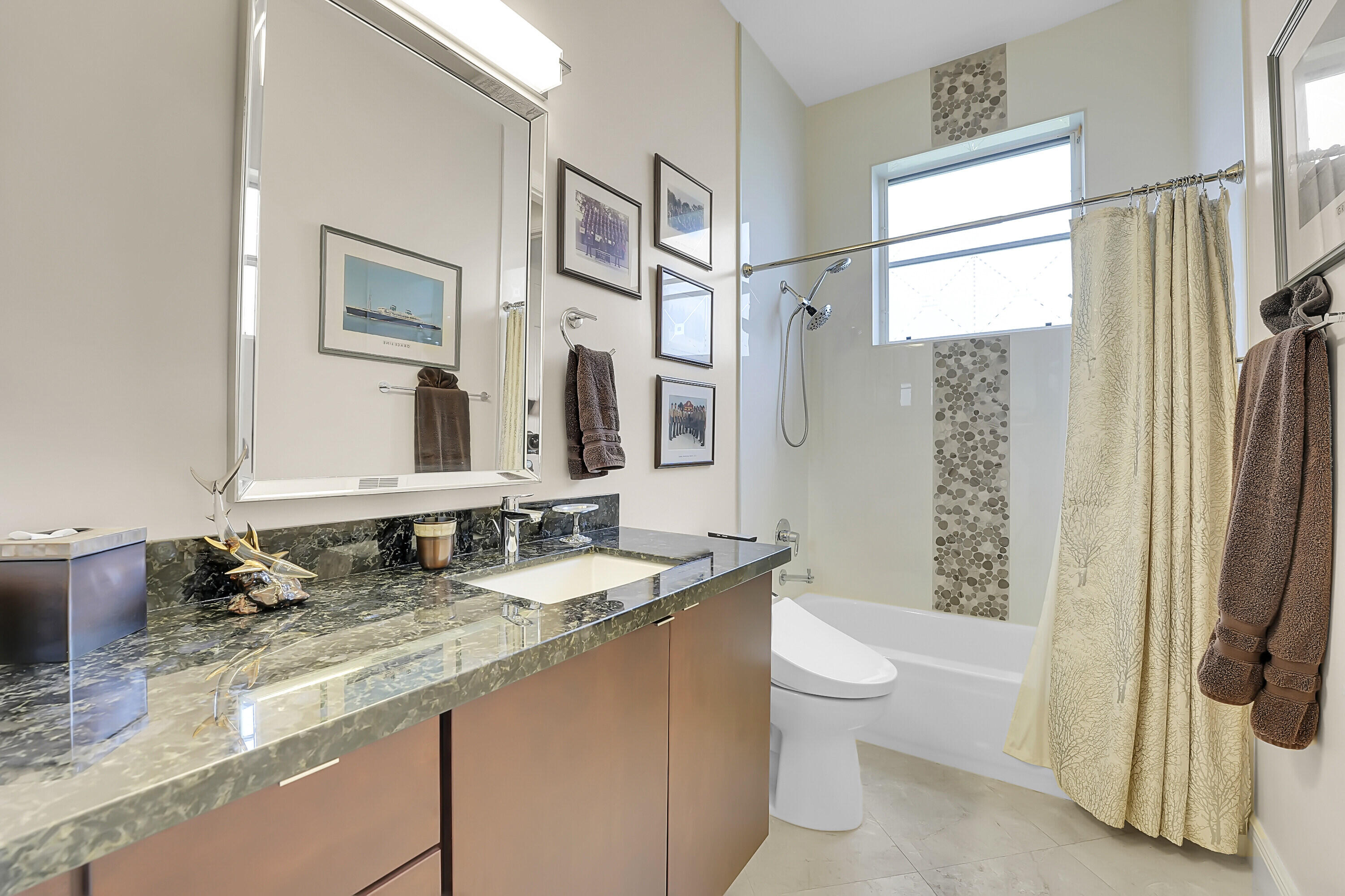 FRENCHMENS LANDING 1 - Residential