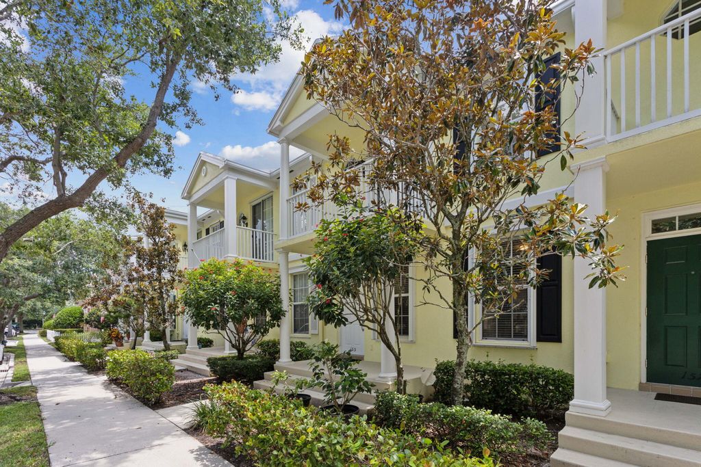 Photo of 155 Waterford Drive, Jupiter, FL 33458 (MLS # R10999738)