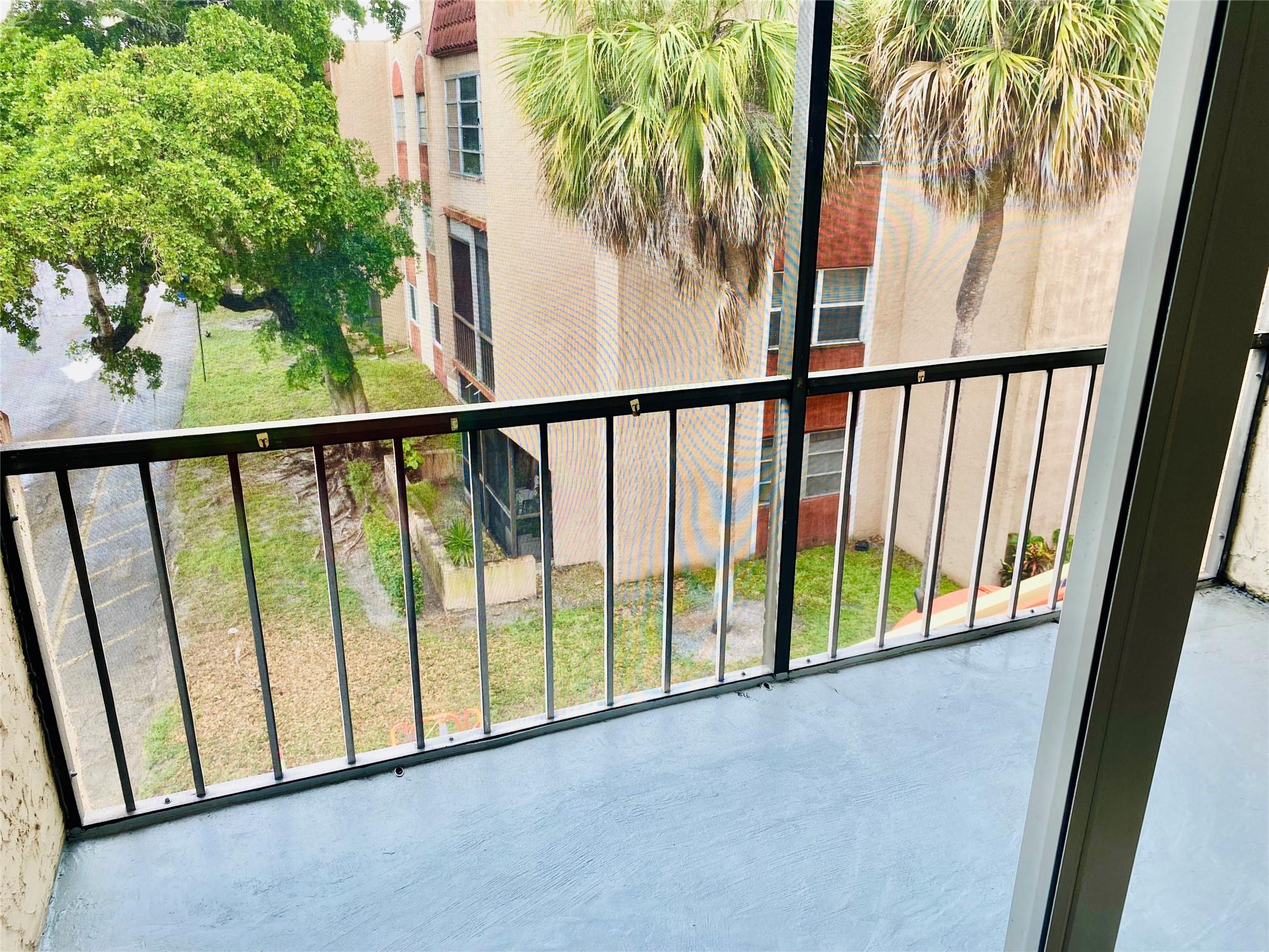 OAKBROOK - Residential