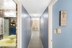 OAKBROOK - Residential