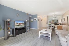 OAKBROOK - Residential