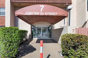 OAKBROOK - Residential