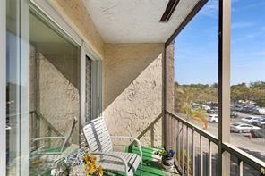 OAKBROOK - Residential