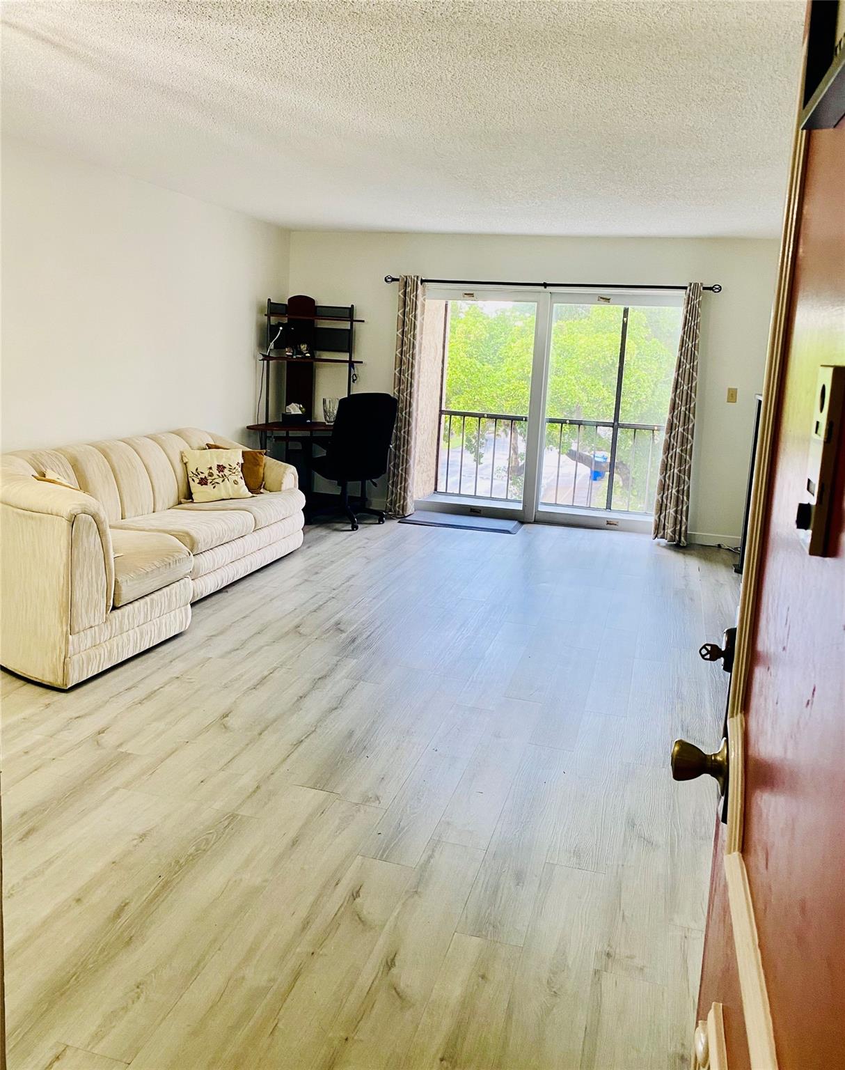 OAKBROOK - Residential