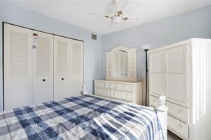 OAKBROOK - Residential