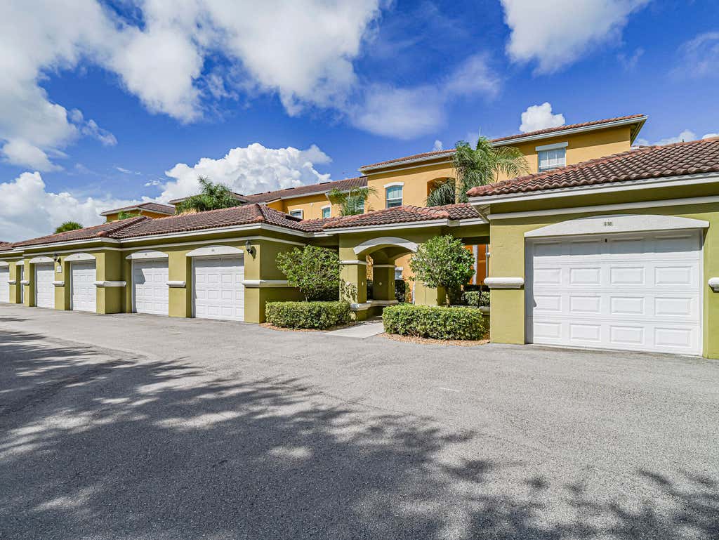 Photo of 5090 Fairways Circle #H206, Vero Beach, FL 32967 (MLS # R11114936)