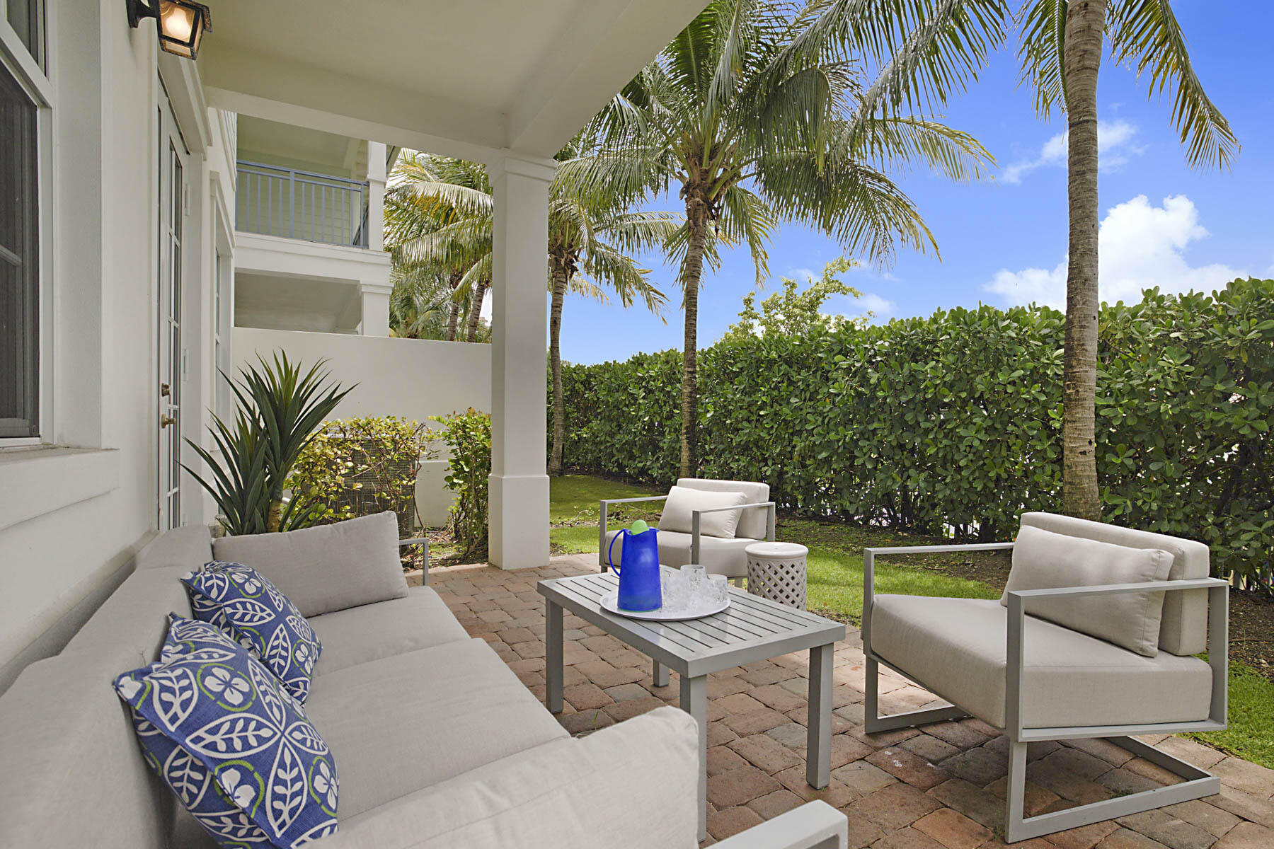 OCEAN BREEZE TOWNHOMES AT JUNO BEACH - Residential