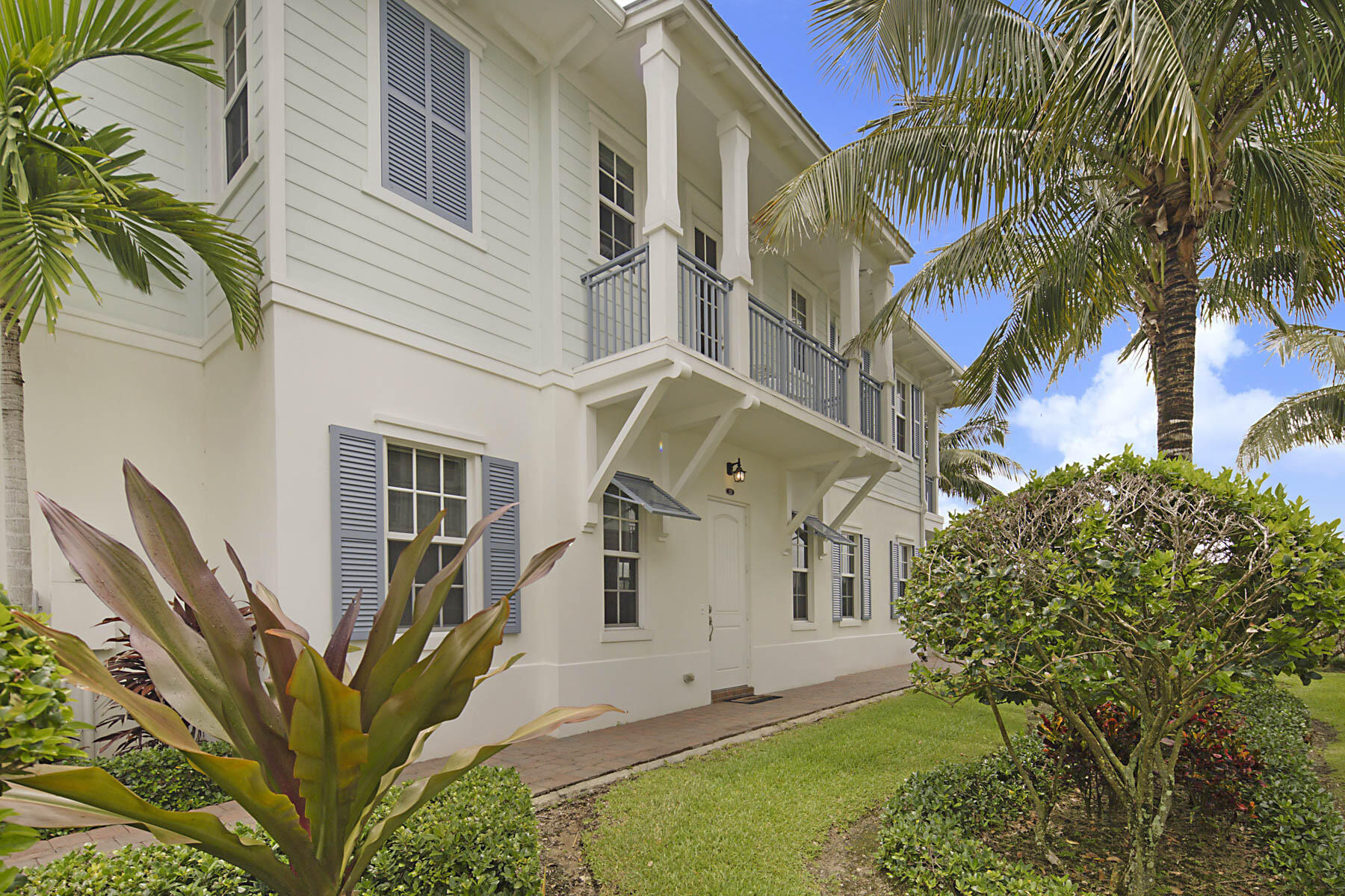 OCEAN BREEZE TOWNHOMES AT JUNO BEACH - Residential