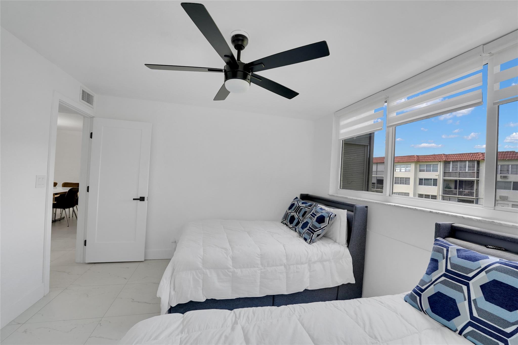 Hollybrook Golf & - Residential Lease