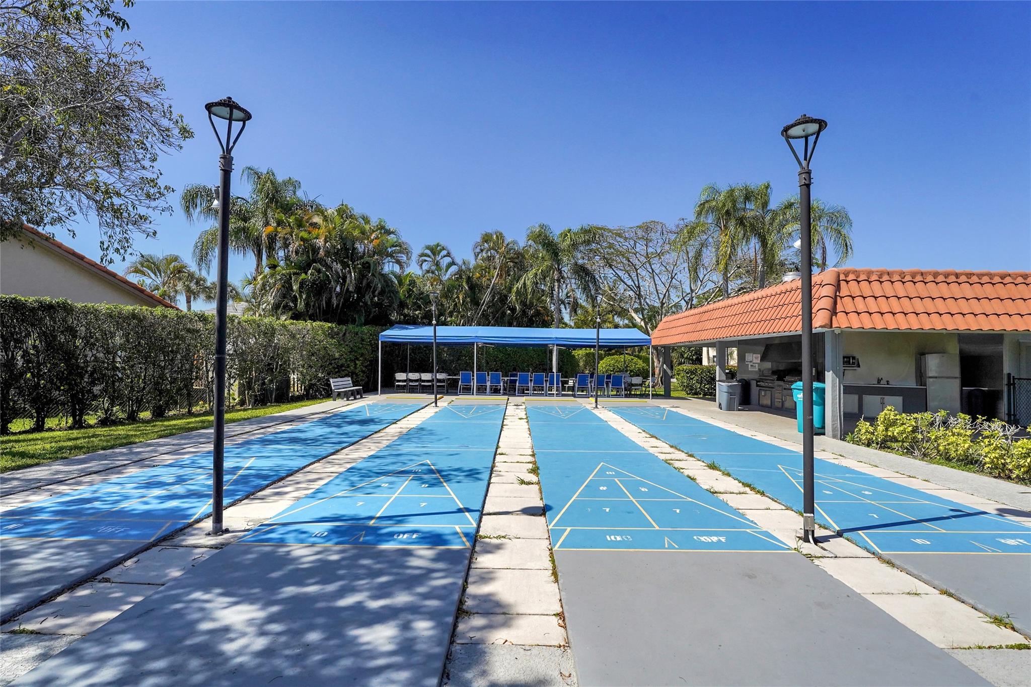 Hollybrook Golf & - Residential Lease