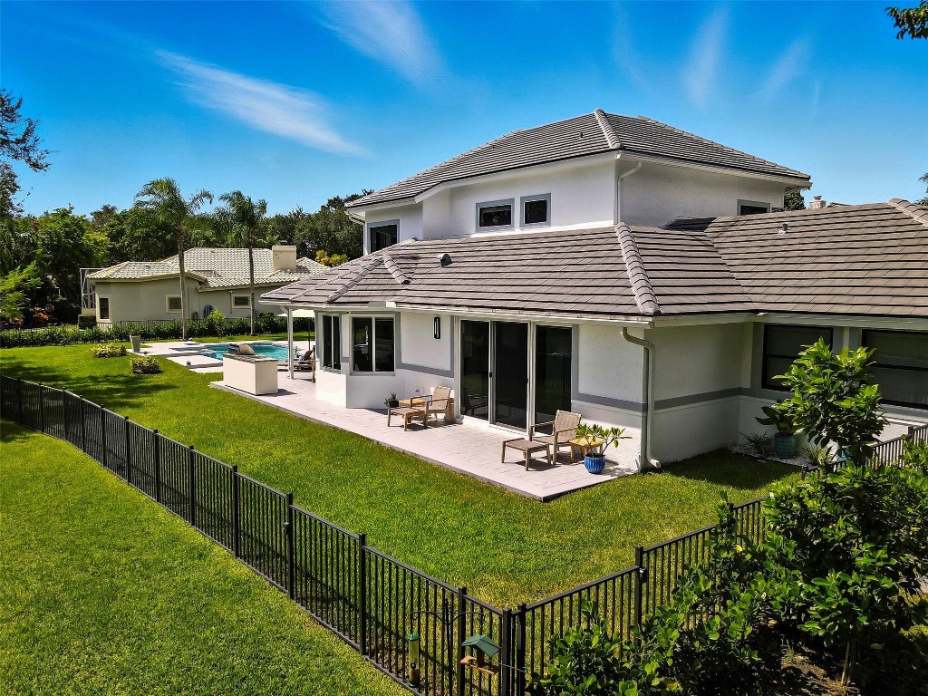 Maple Wood - Residential